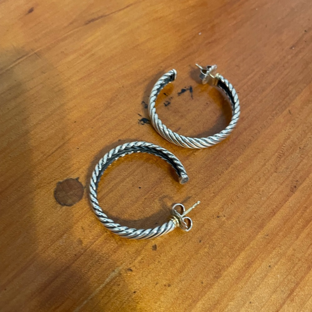 David Yurman cable earrings 1.5 inch in diameter